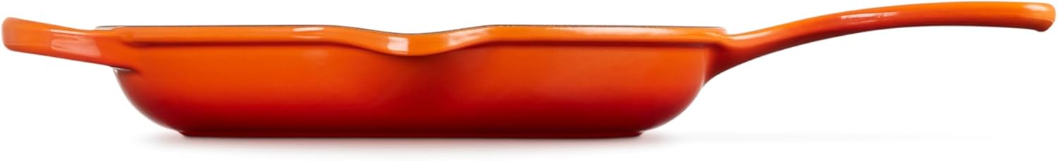 Thumbnail 2 de LE CREUSET Signature Enamelled Cast Iron Skillet, 23 cm, Volcanic