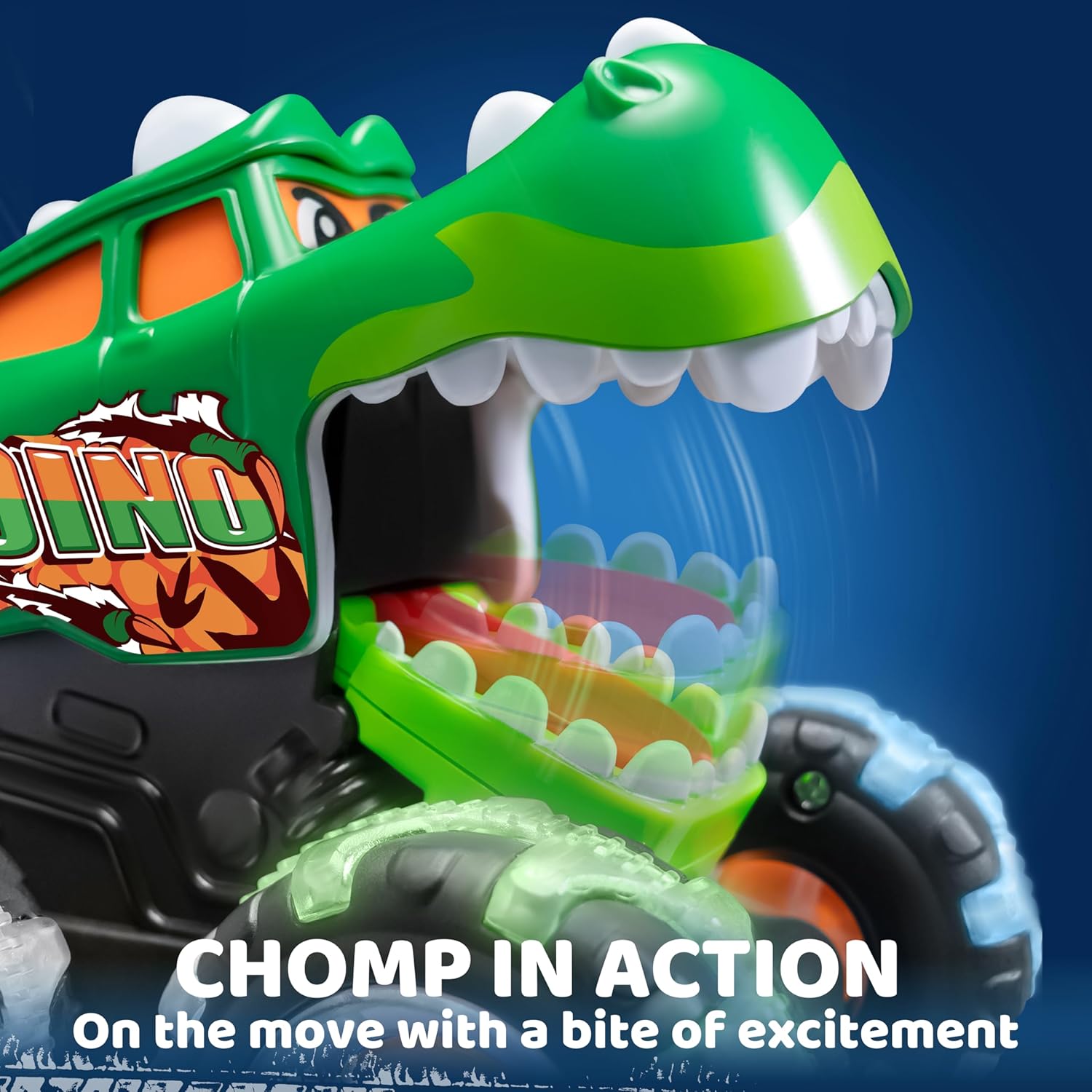 Detalle 2 de JOYIN Monster Treads Lightning Wheels 3-pack motion-activated toy trucks 🚚