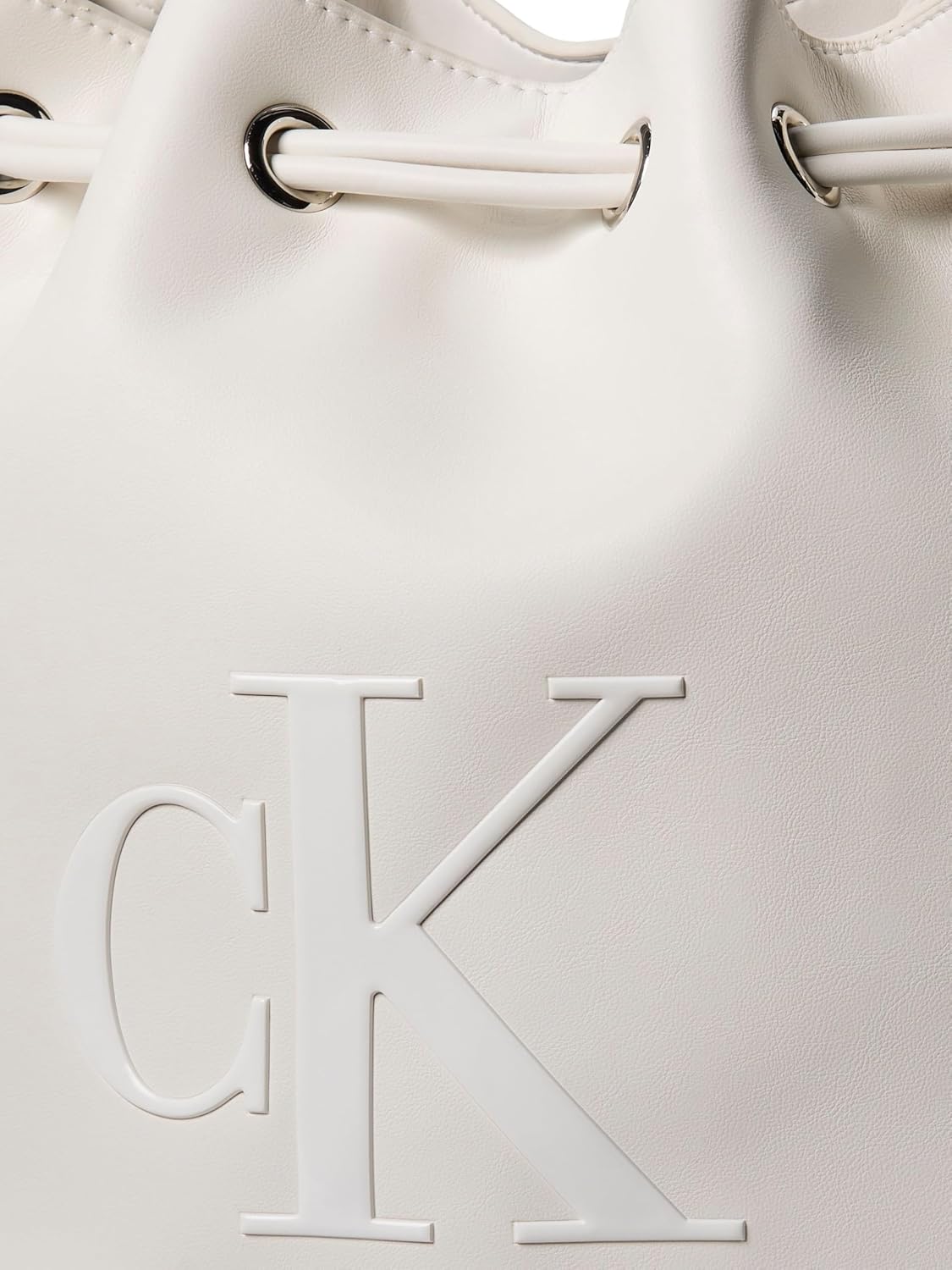 Detalle de Calvin Klein Bold CK Large Bucket Bag Lv04f3232g — Borsa secchiello dallo stile inconfondibile