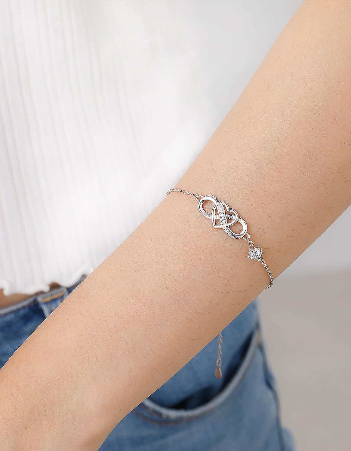 Detalle 2 de MomentWish l'infini Bracelet 0,5 Carat đ