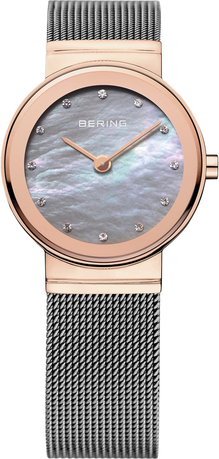 Detalle de BERING 10126-001: Reloj de cuarzo para mujer con caja de acero inoxidable 26 mm, esfera plateada y correa milanesa