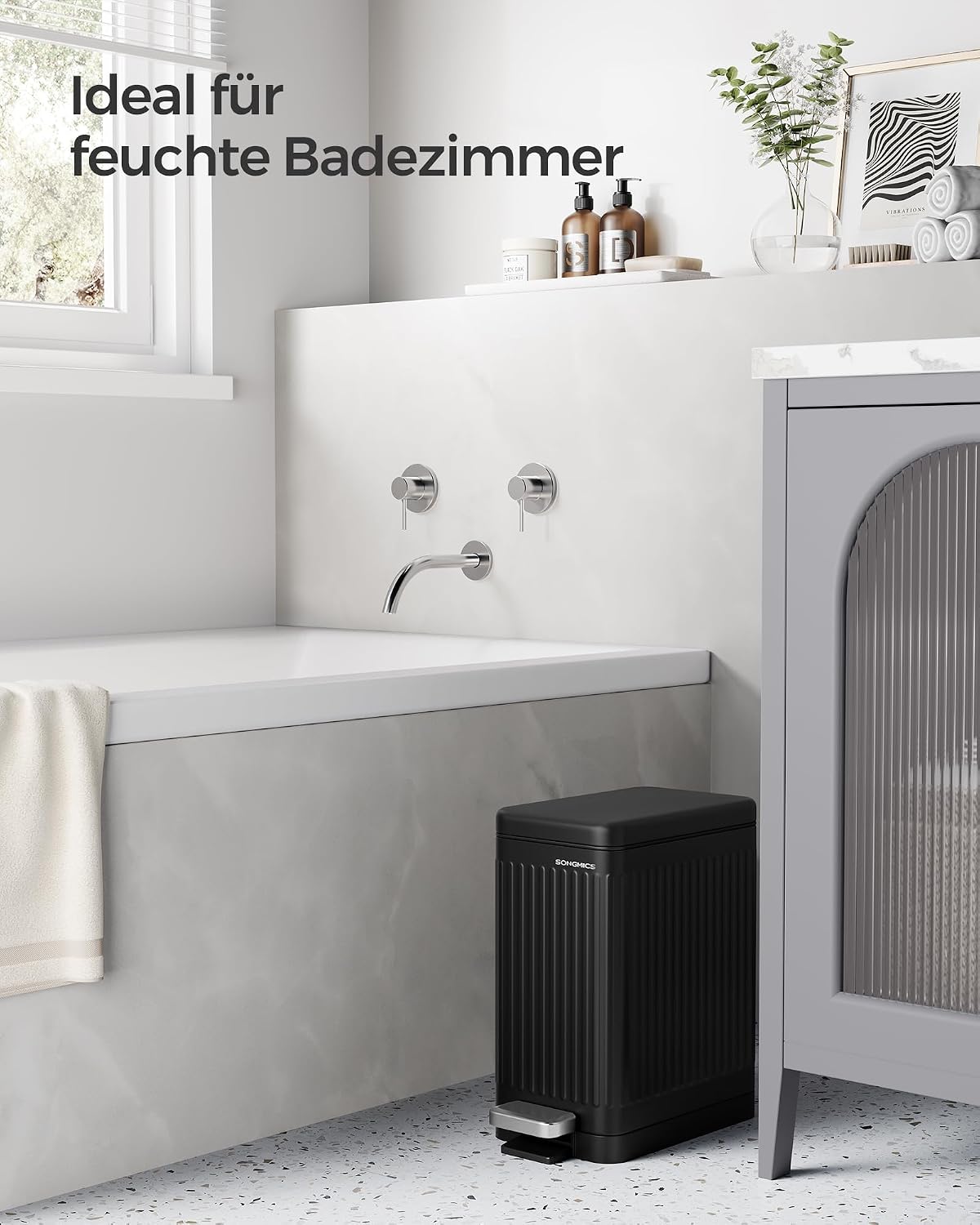 Detalle de SONGMICS Kosmetikeimer 10 Liter (LTB562B01) – schmaler Mülleimer fürs Bad mit Softclose und Pedal