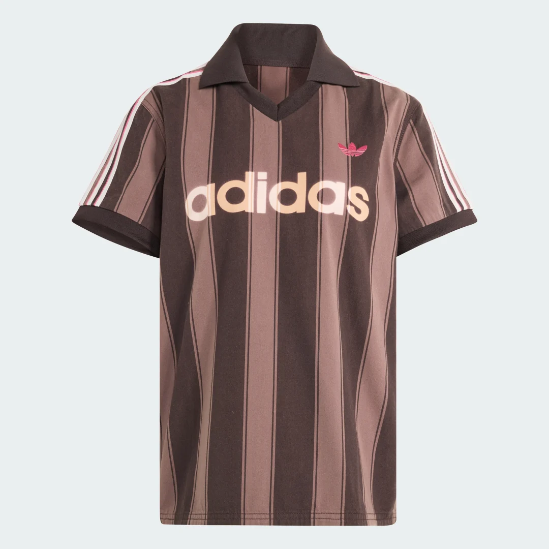 Detalle de Camiseta de fútbol de sarga Adidas – color Marrón