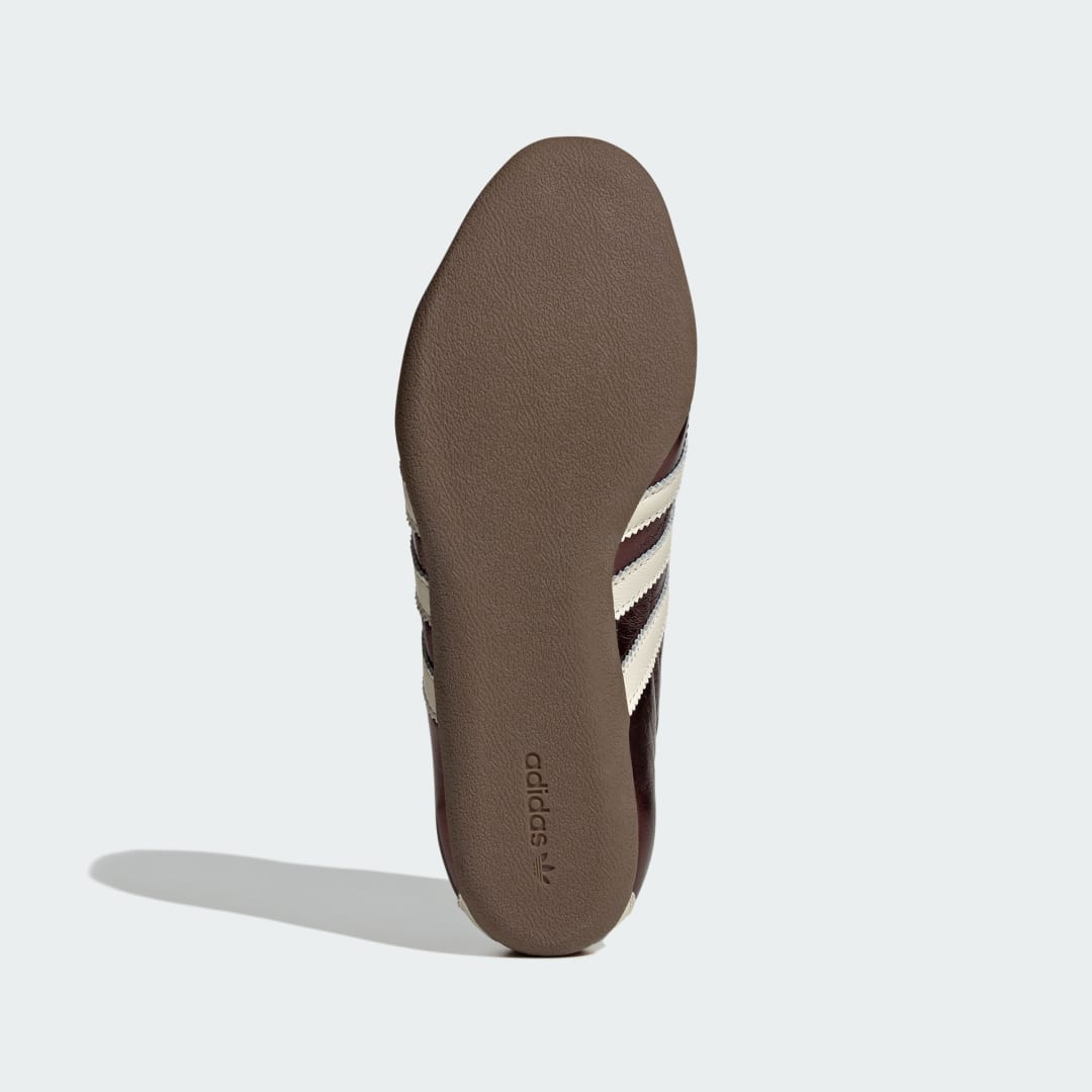 Detalle de Zapatilla Tokyo de Adidas - Burgundy