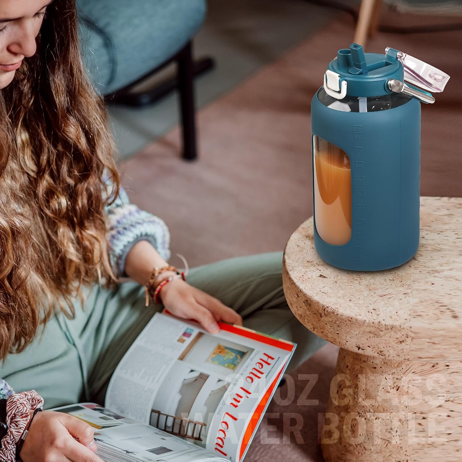 Detalle de BLUEGO 2.5L Glass Water Bottle with Stainless Steel Handle (Dark Blue) – 2500ml BPA-Free