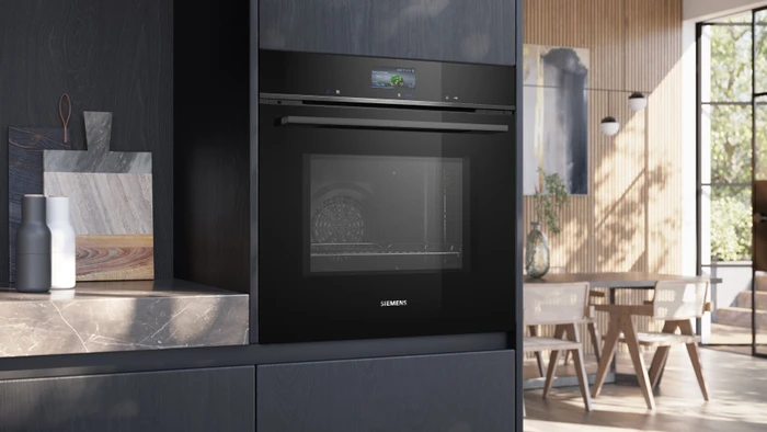 Detalle 2 de Siemens HM776GKB1 Pyrolyse Backofen mit Mikrowelle