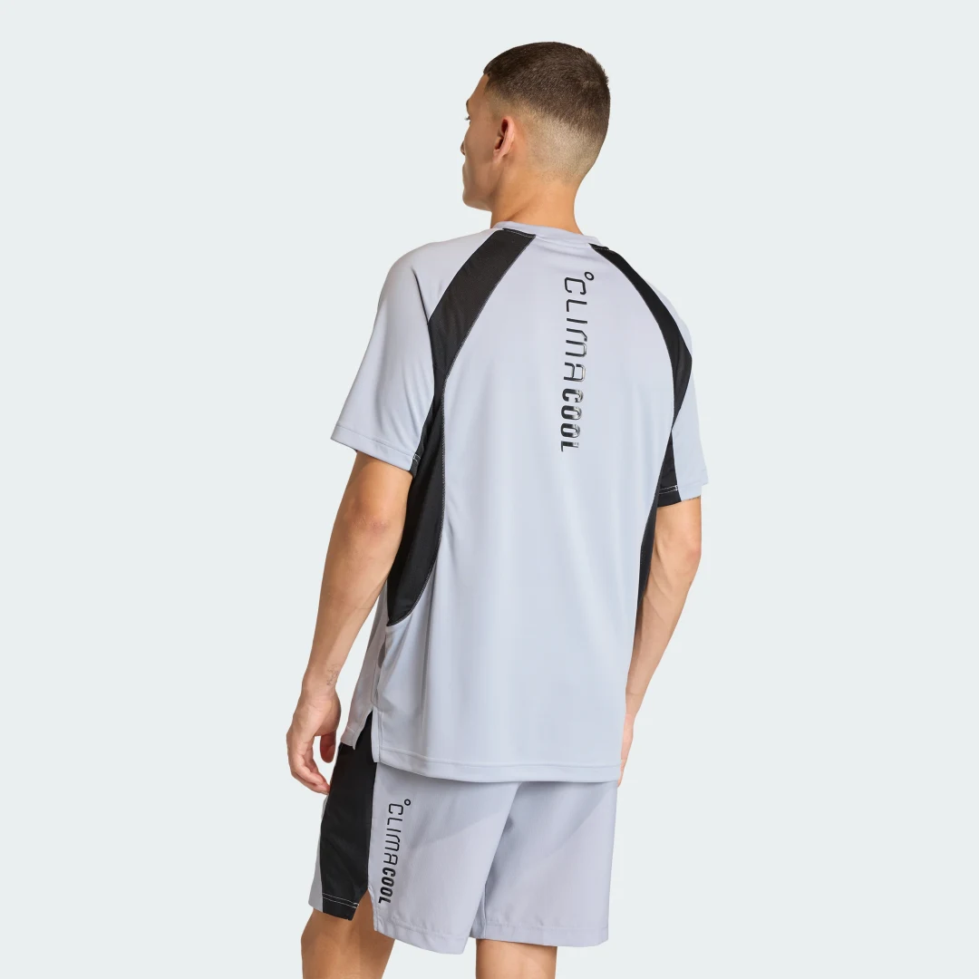 Detalle de Camiseta Adidas Tech Apparel CLIMACOOL Gris – comodidad y ligereza para entrenar