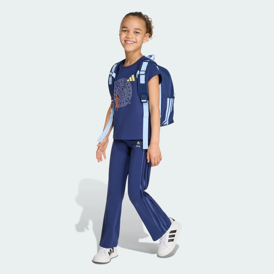 Detalle de Adidas conjunto de camiseta y mallas