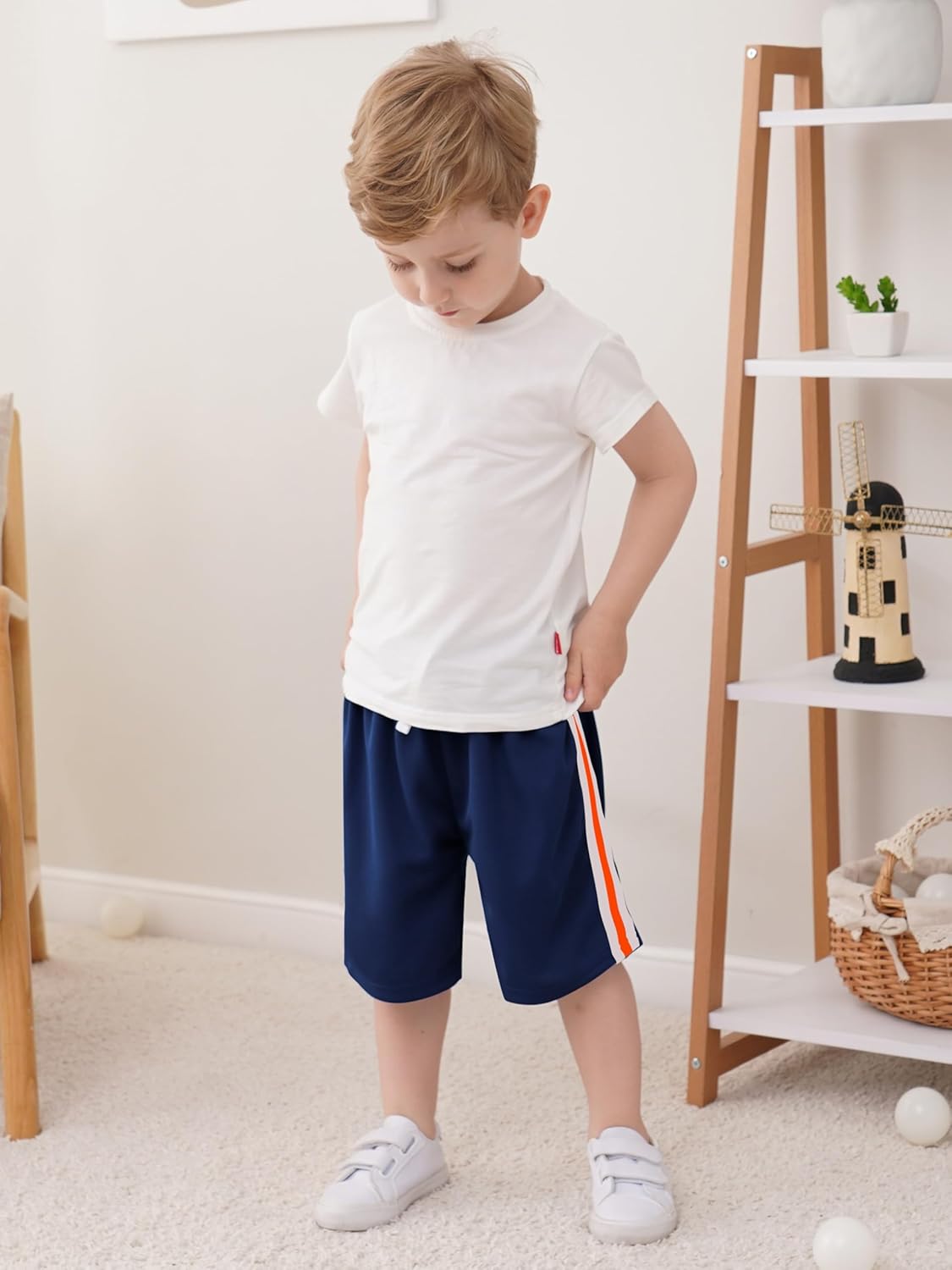 Thumbnail 1 de YERIOK 4 Pack Boys Mesh Athletic Shorts | Quick-Dry, Striped Side, 100% Polyester