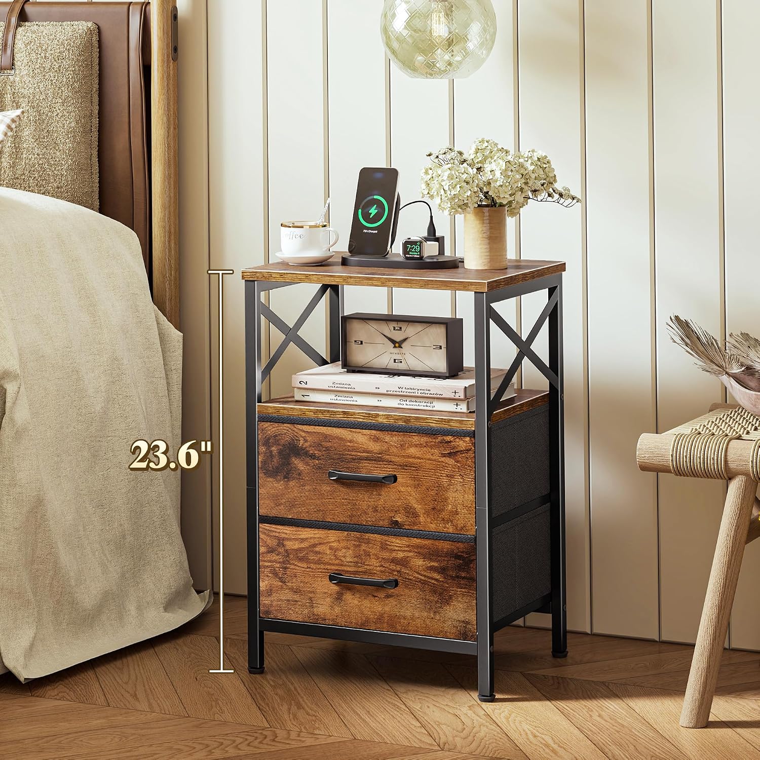Detalle 2 de Huuger Nightstand with Charging Station, Rustic Brown