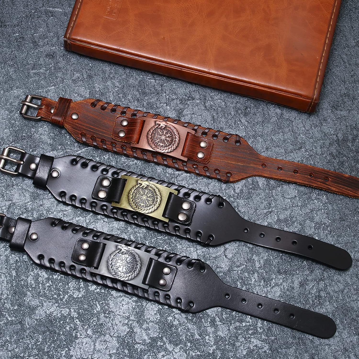 Detalle 2 de Thajaling Runen Kompass Armband