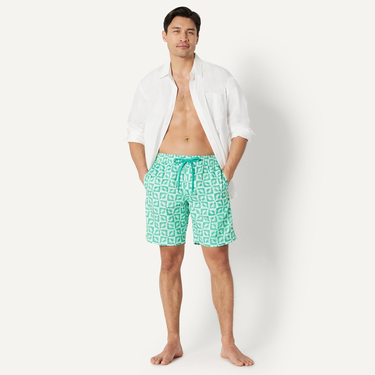 Thumbnail 4 de Amazon Essentials Men's 9” Swimming Shorts with Mesh Lining, Pockets, Drawstring Closure