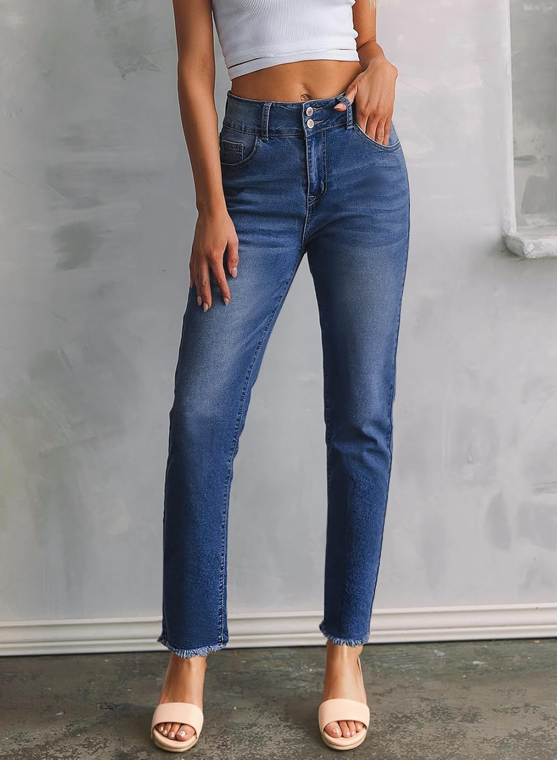 Detalle 2 de Sidefeel Women's Raw-Hem Straight-Leg Jeans, High Waist, Double Button