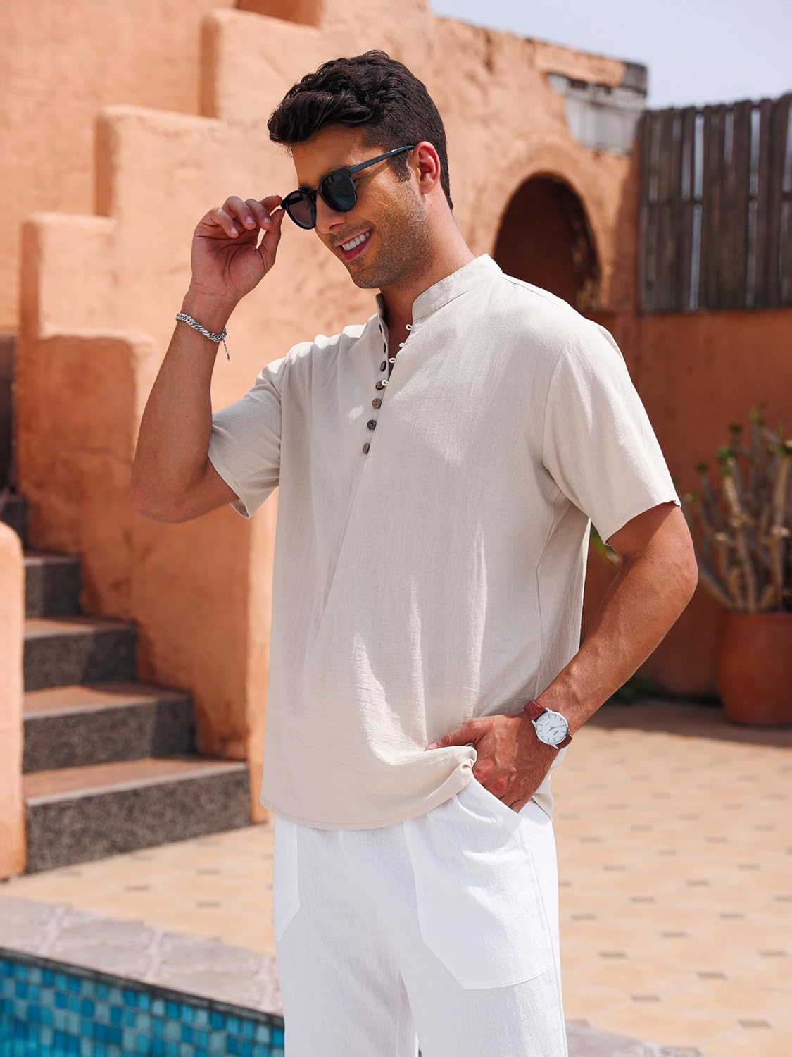 Detalle de Puimentiua Leinenhemd Herren – Kurzarm, Regular Fit, Stehkragen und Knöpfe (S–3XL)