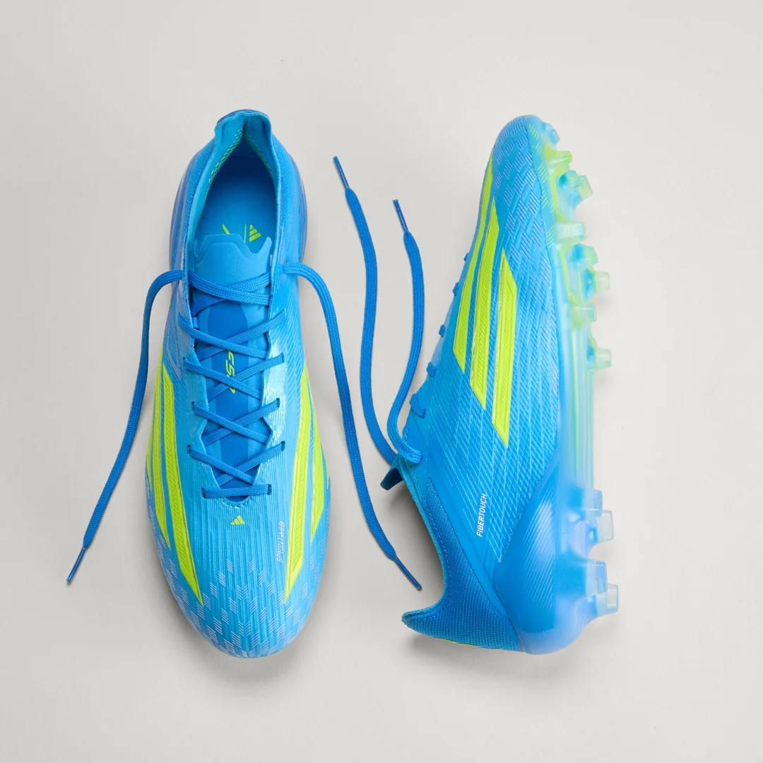 Detalle 2 de Bota de fútbol Adidas F50 ELITE para césped natural seco – color Azul