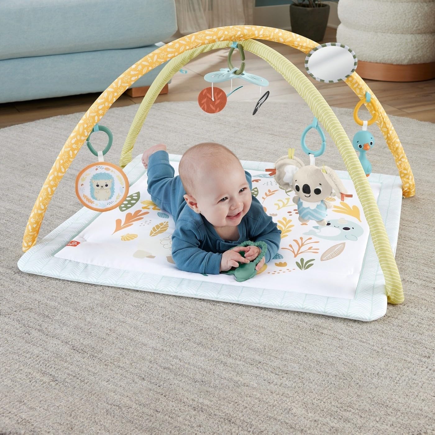 Detalle de Fisher-Price Baby Playmat Simply Senses Newborn Gym with Mobile & Sensory Toys
