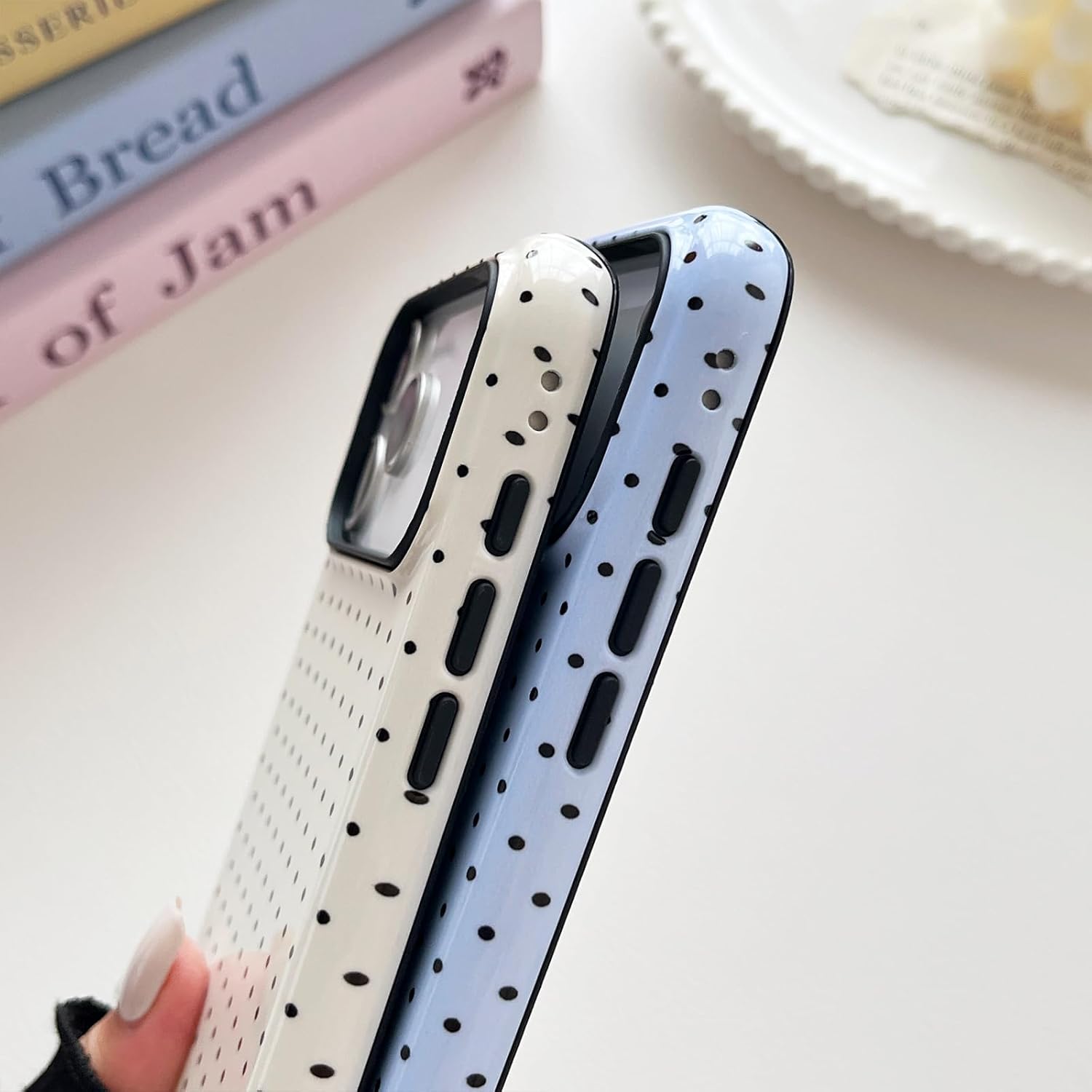 Detalle 2 de Sayoaho Blue Polka Dot Case for iPhone 18 Pro Max, TPU Edge and PC Back