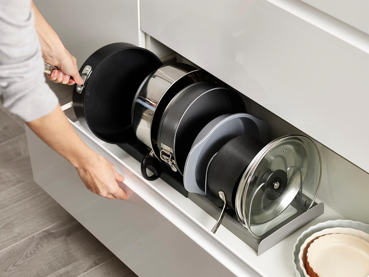 Detalle 2 de Joseph Joseph Organizador Extensible para Utensilios de Cocina 🍽