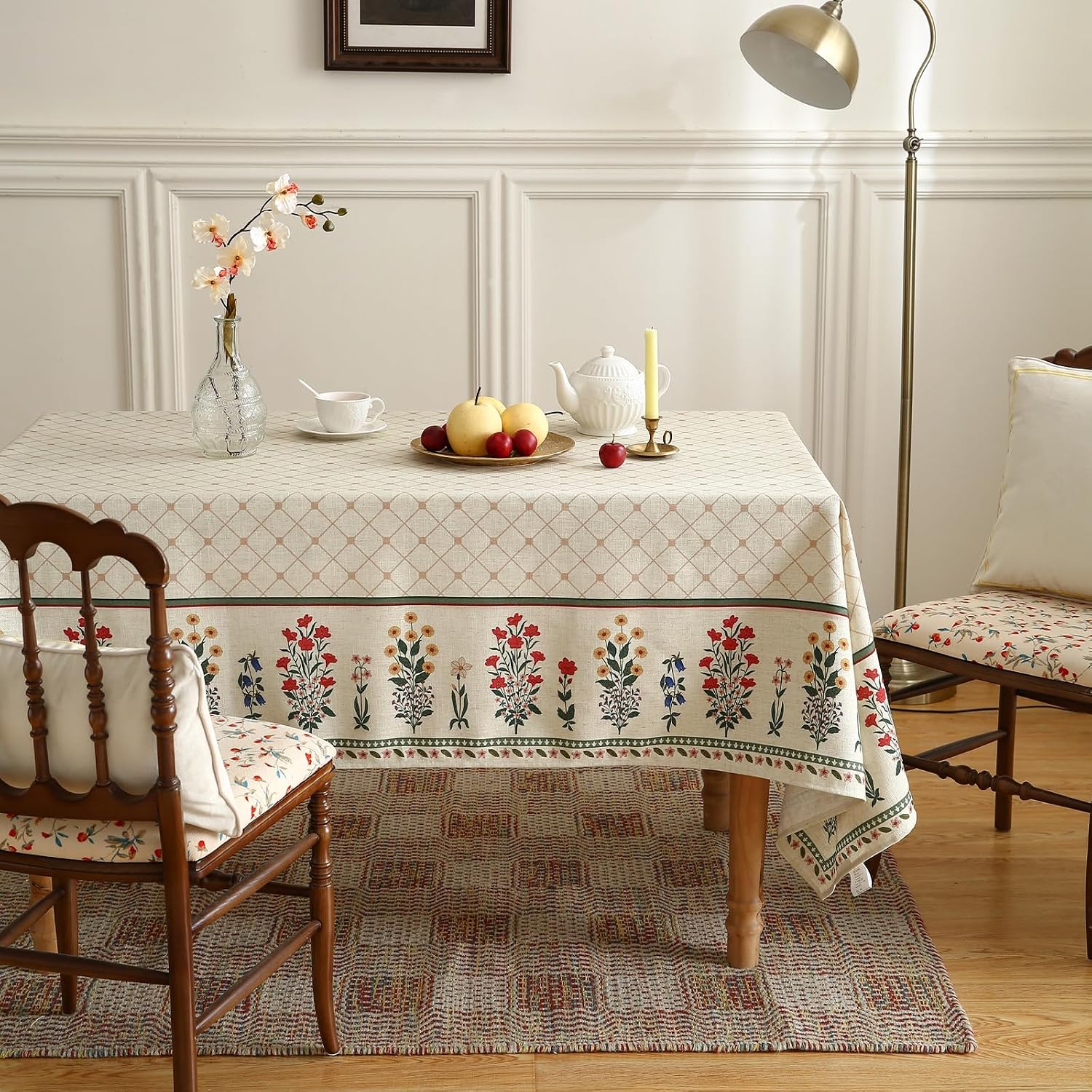 Detalle de ISAENNE Designer French Linen Rectangular Tablecloth, 110x63 inches – Bertina E, Floral Pattern