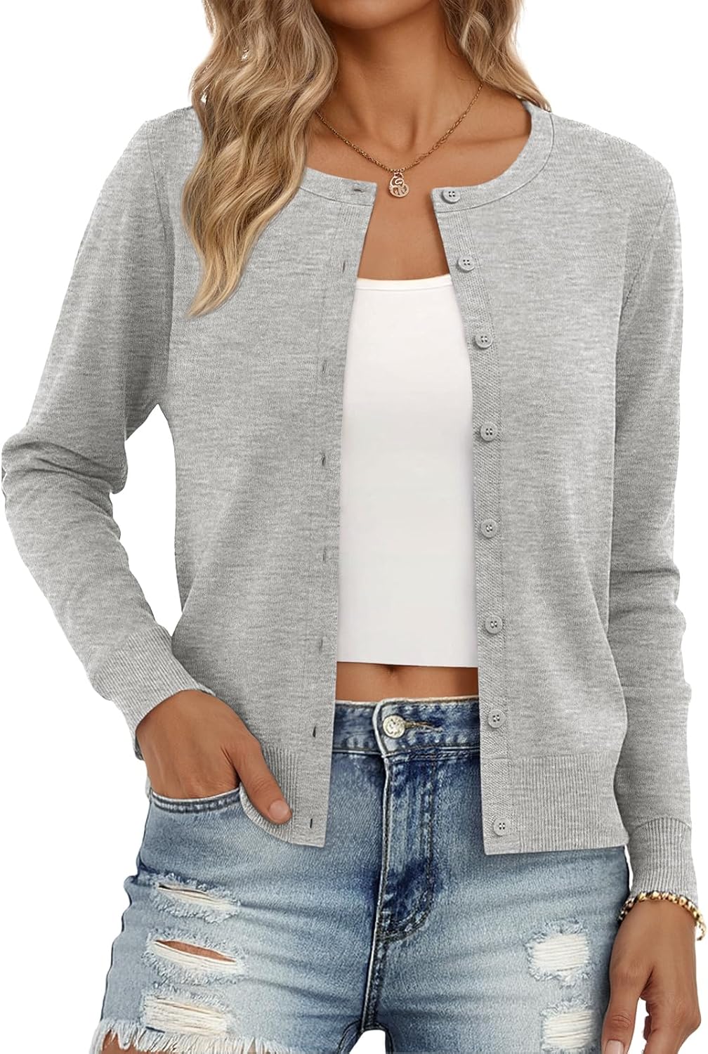 Detalle de Trendy Queen Lightweight Cardigan Sweater for Women 2026