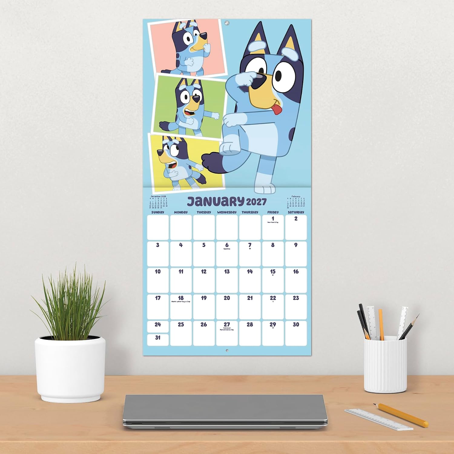 Thumbnail 4 de Bluey Wall Calendar 2027