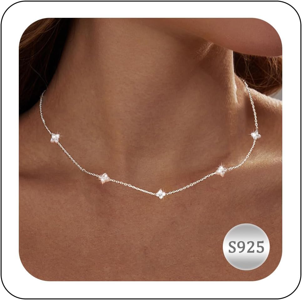 Detalle 2 de Aidenn Dainty Cubic Zirconia Flower Necklace – 14K Gold Plated, 16" + 2" Extender