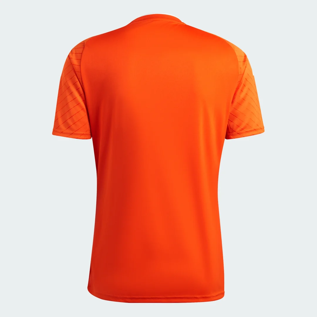Detalle 2 de Camiseta Campeon 23 de Adidas – color naranja