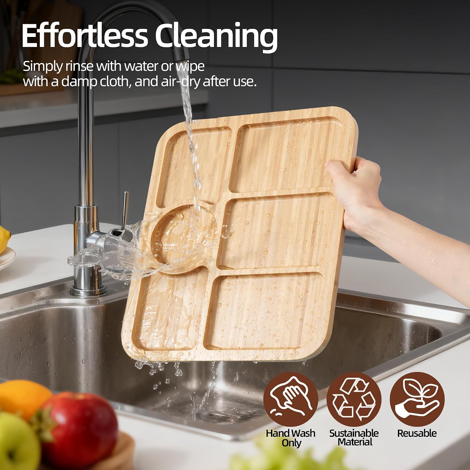 Detalle de WILLKOMMEN Rectangular Bamboo Charcuterie Board with Locking Lid, 6 Sections