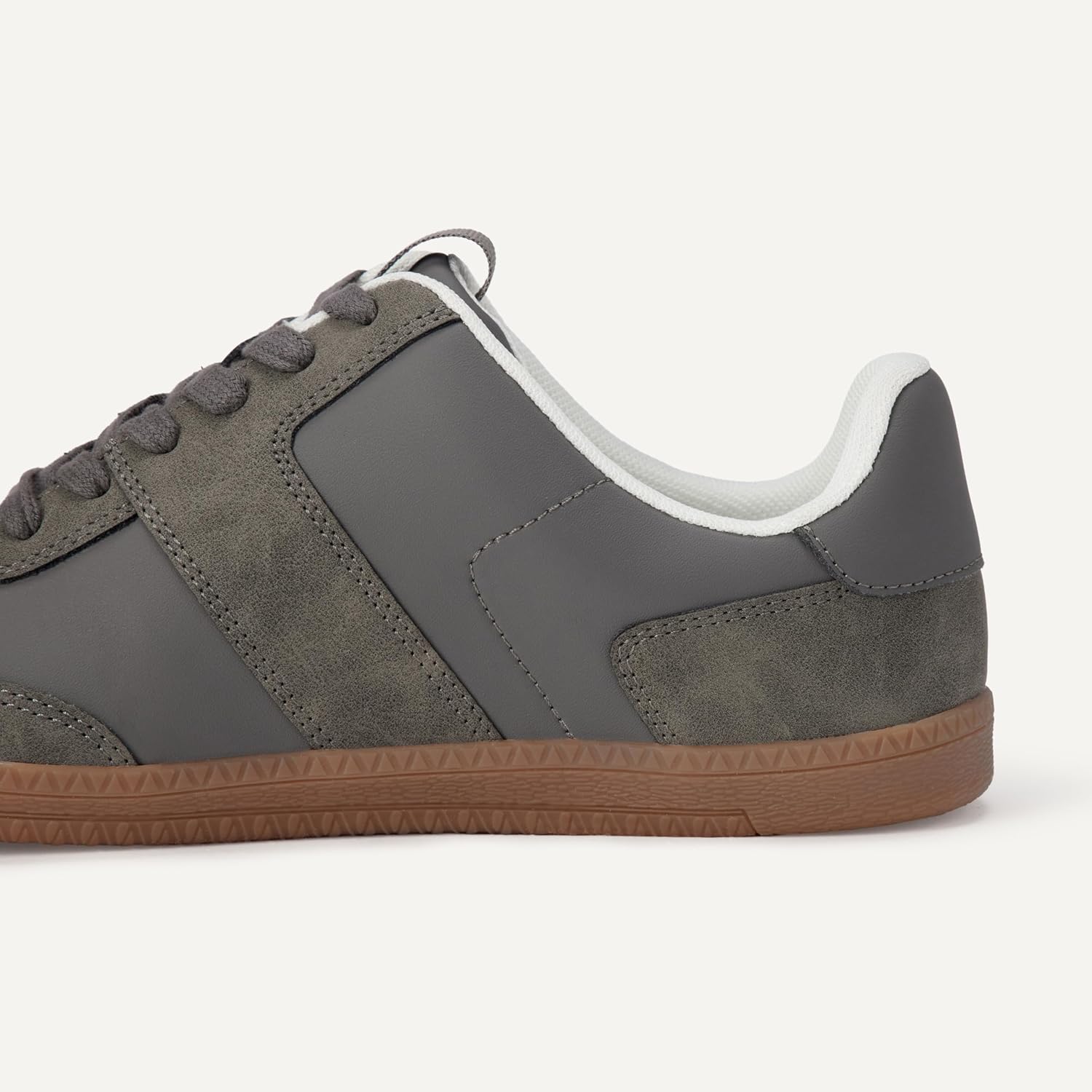 Thumbnail 5 de Amazon Essentials Women’s Low Top Retro Sneaker