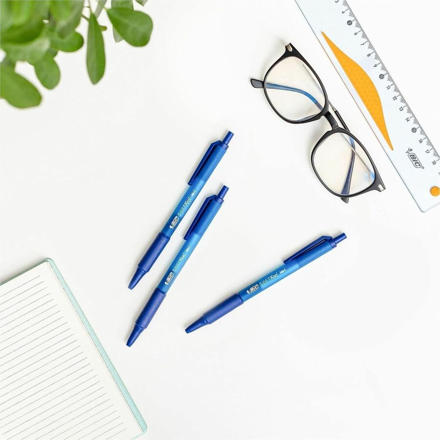 Detalle 2 de BIC Soft Feel Clic Druckkugelschreiber Blau – Clip, Einziehbar, 12er-Set