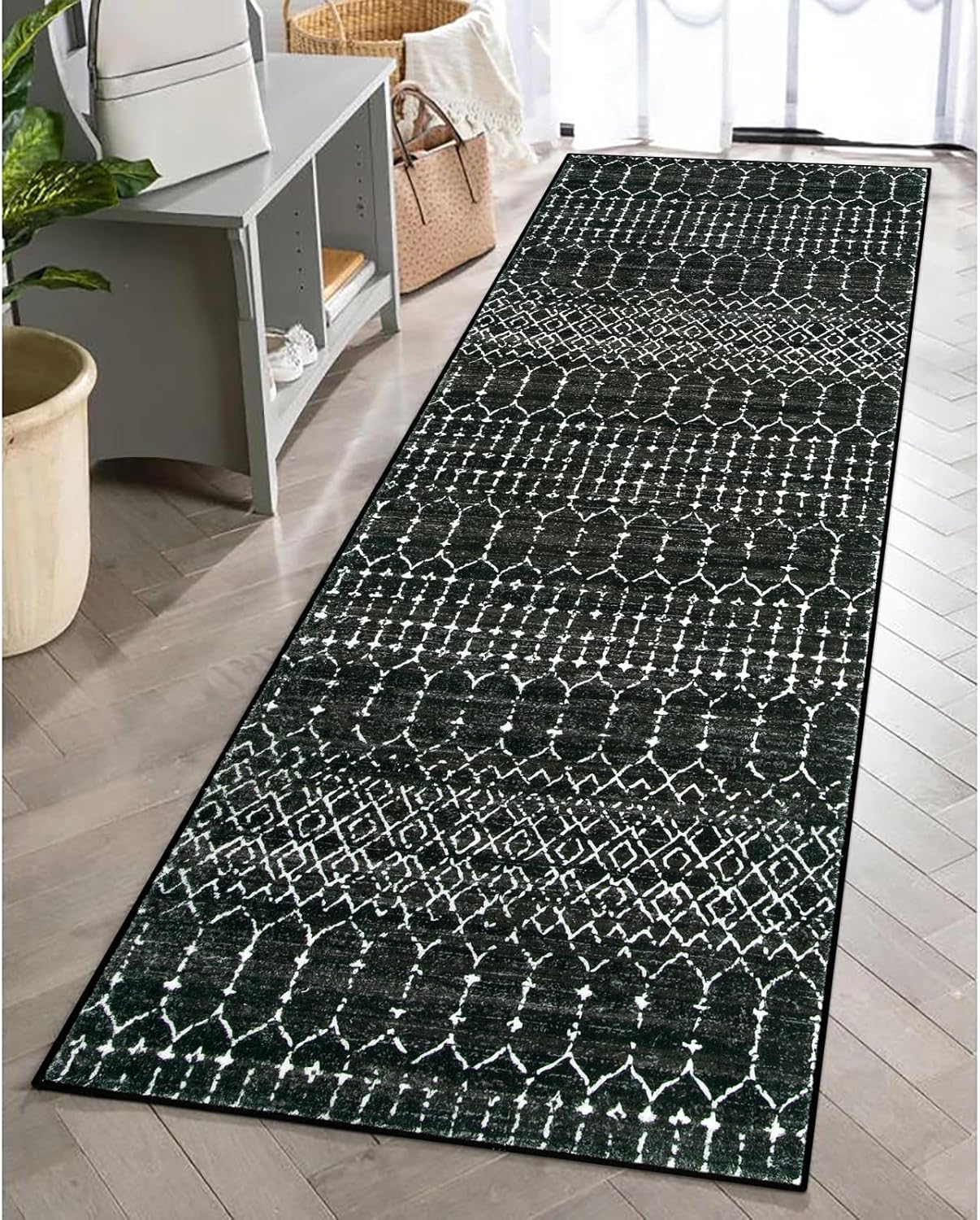 Detalle de Lahome Moroccan Black Long Runner: Ultra-Thin, Washable Non-Slip Hallway Rug (2'5" x 12')