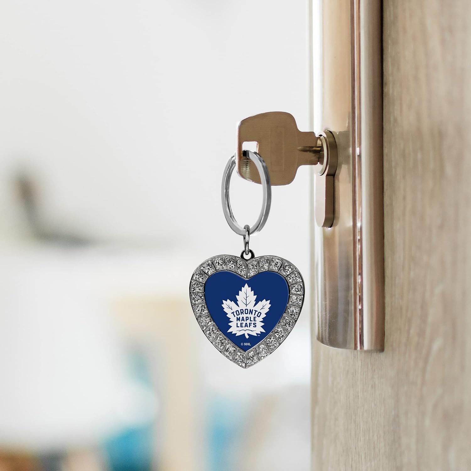 Detalle de NCAA Team Color Rhinestone Heart Keychain - Great Accessory