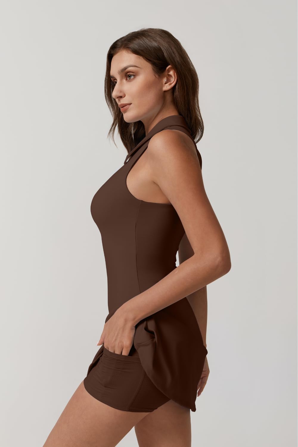 Detalle 2 de QINSEN Women’s Zip Front Tennis Dress with Built-In Shorts and Pockets