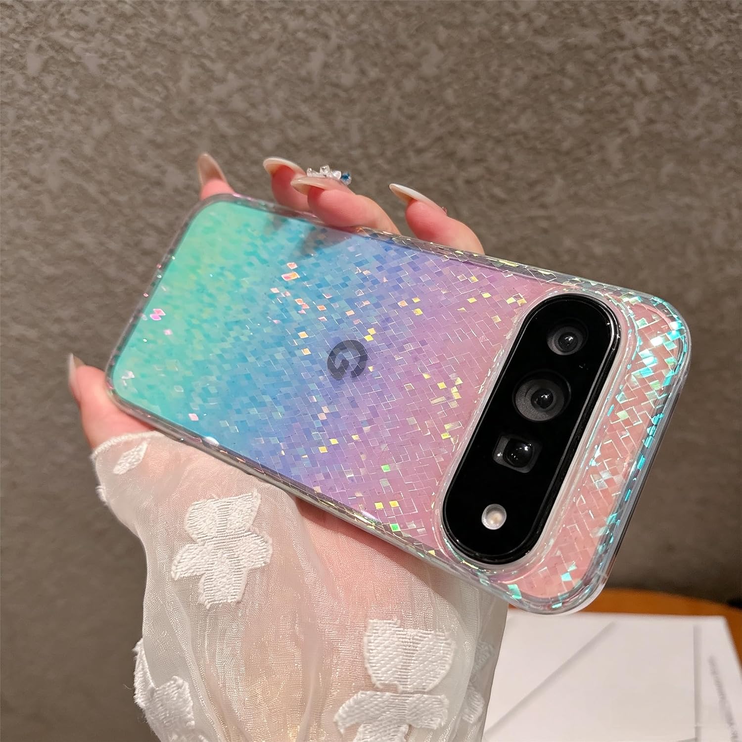 Detalle 2 de Pixel 8 Pro Phone Case
