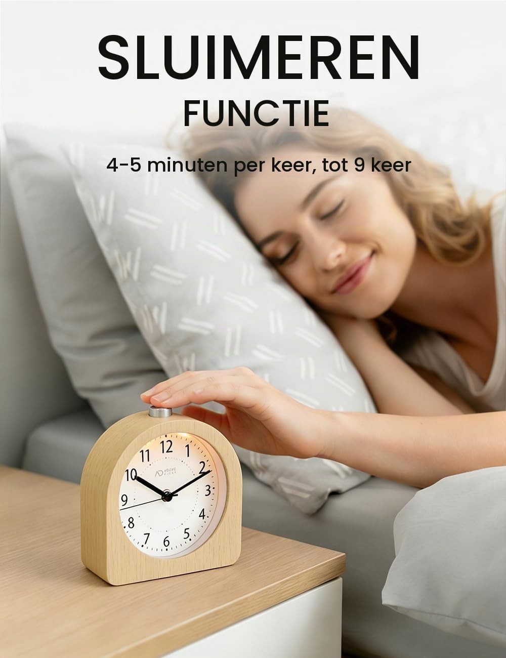 Detalle de aboveClock S01-A analoge houten wekker met sluimerfunctie en nachtlicht