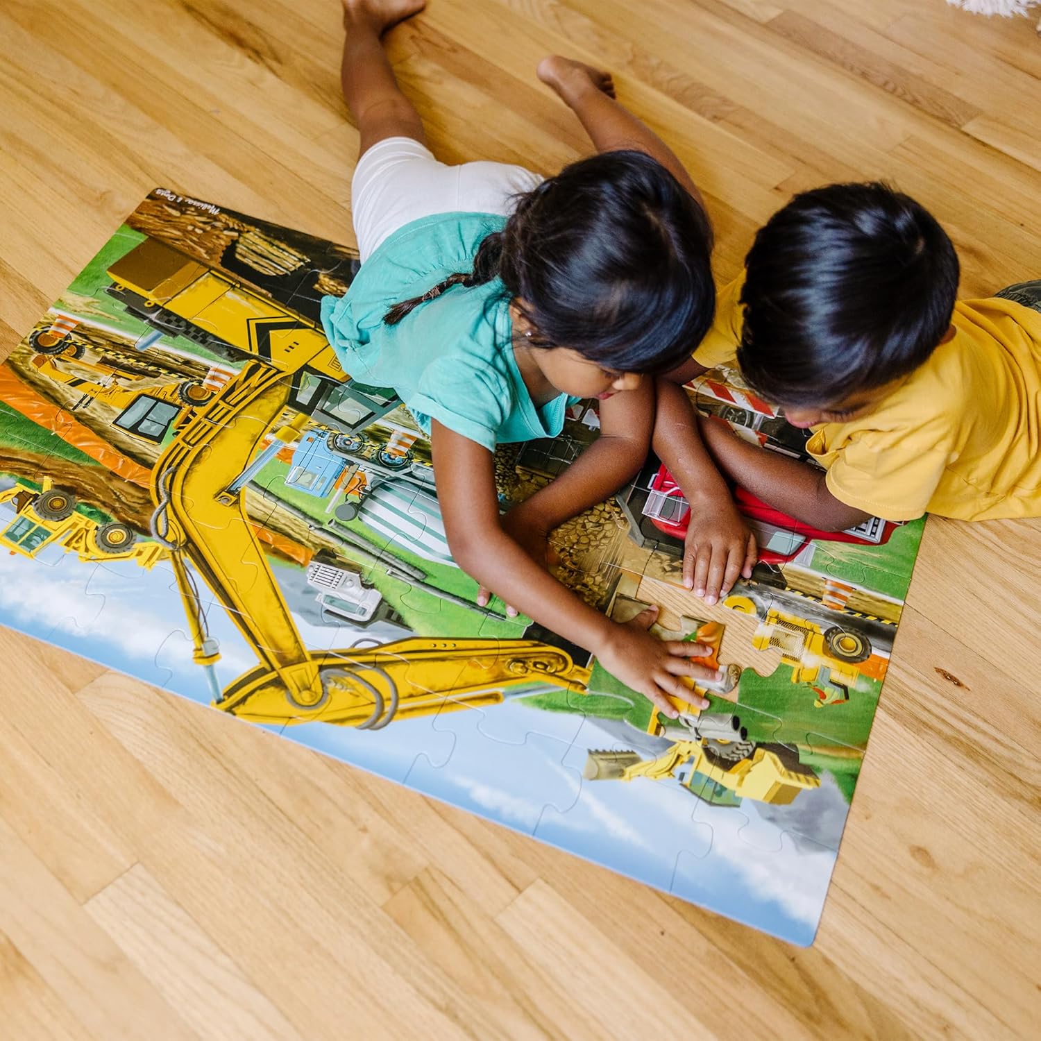 Detalle 2 de Melissa & Doug Building Site Floor Puzzle 48pc