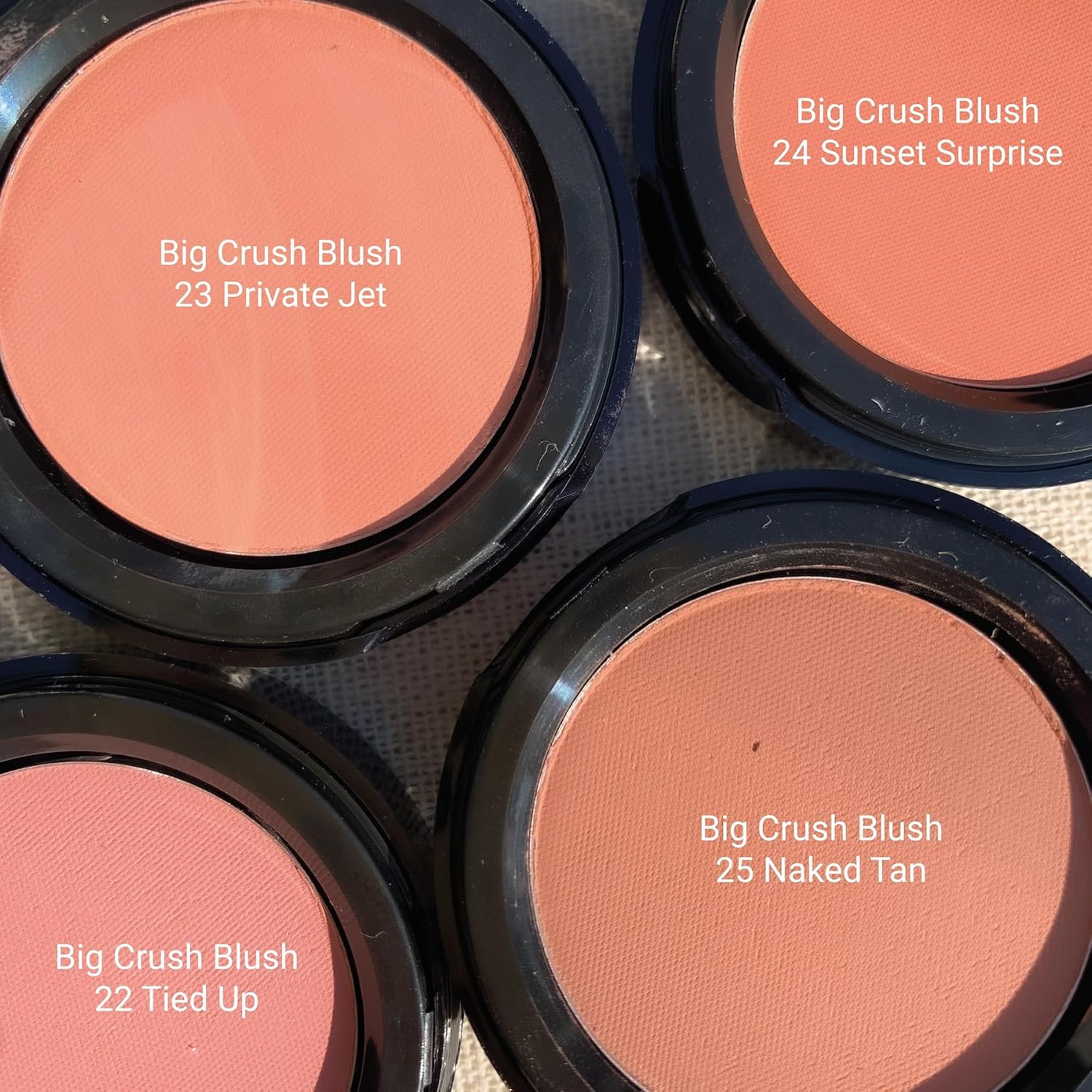 Detalle de Sandstone Scandinavia 24 Sunset Surprise – Fard à joues en poudre Pêche Chaude hypoallergénique & vegan