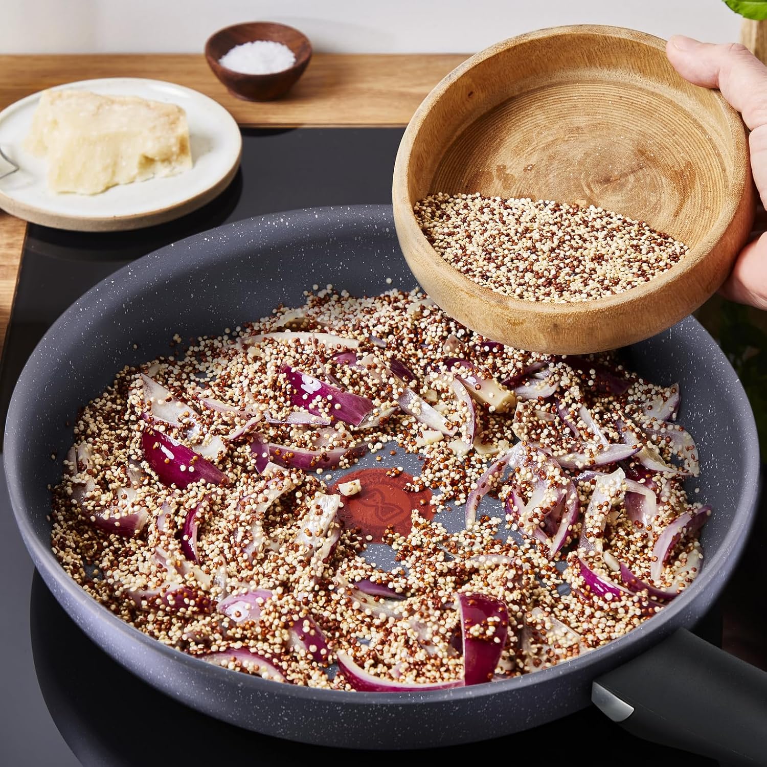 Detalle de Tefal Ingenio Poêle 28 cm – Induction, revêtement Mineralia+, empilable et fabrication française
