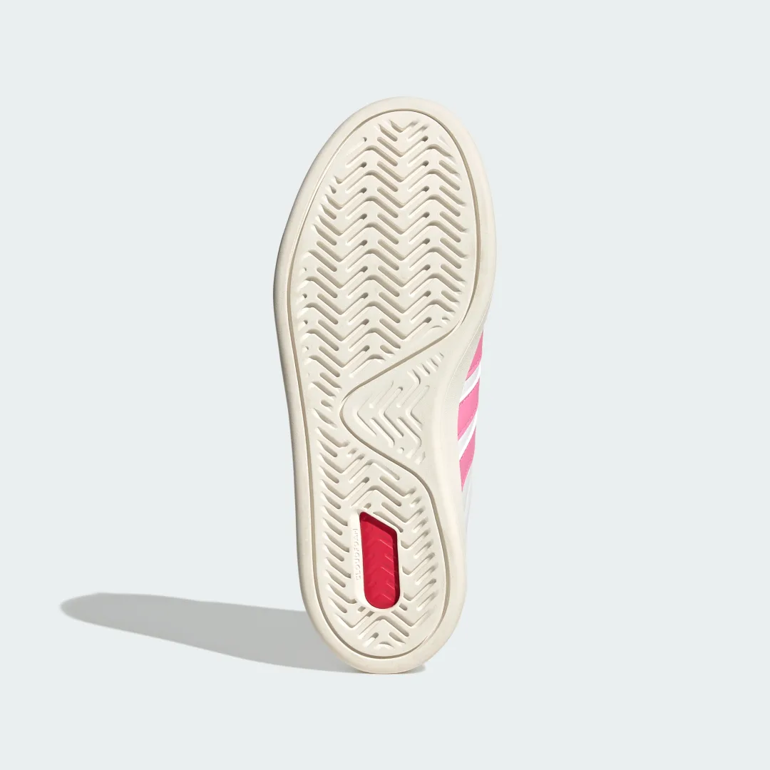 Detalle de Zapatilla Grand Court 3.0 de Adidas: estilo clásico y comodidad diaria en color Blanco