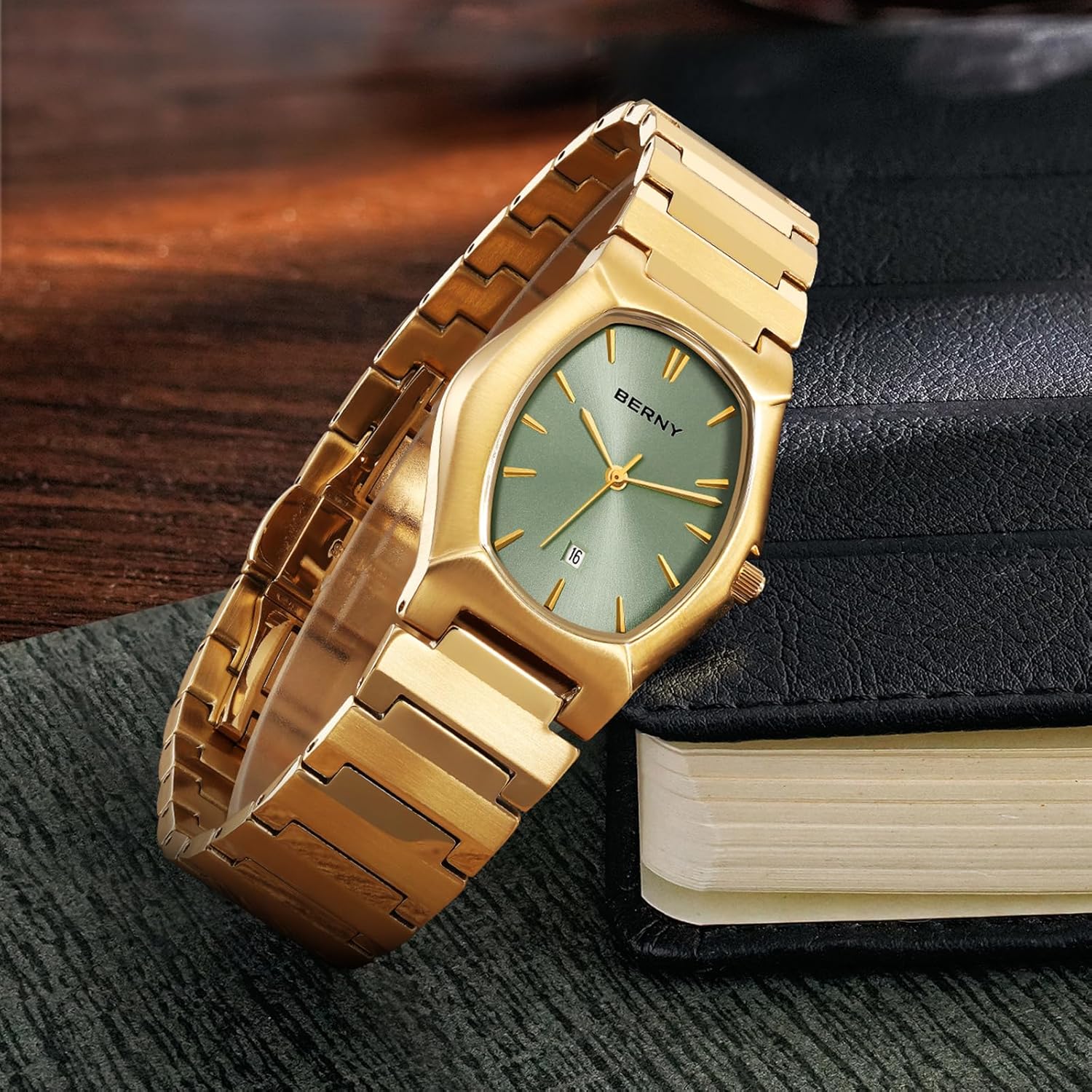 Thumbnail 3 de BERNY Herren-Quarzarmbanduhr mit Gold-Optik, wasserdicht (3 ATM) und analogem Zifferblatt