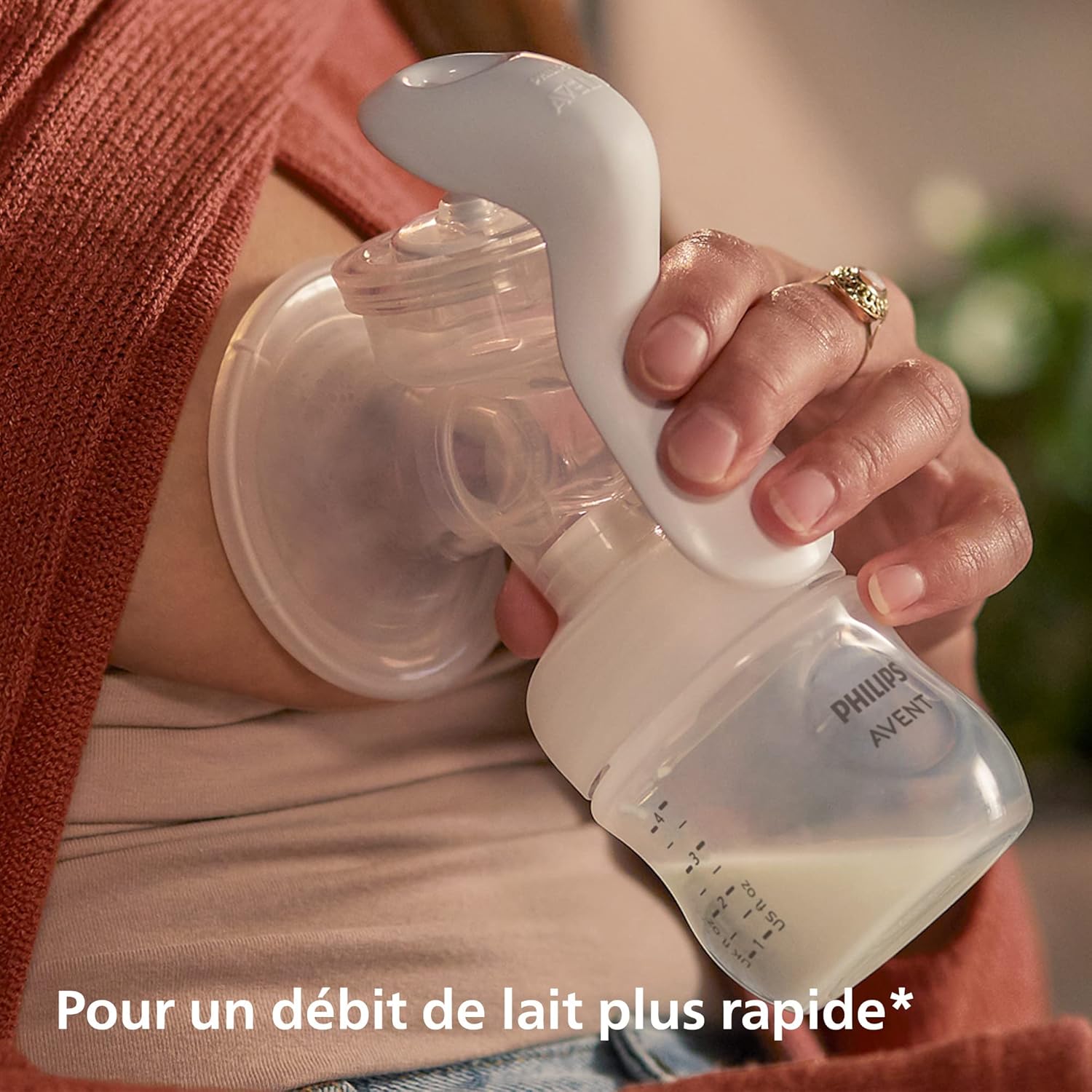 Detalle 2 de Philips Avent Kit allaitement avec tire-lait manuel, 4 coussinets, 260 ml et 125 ml
