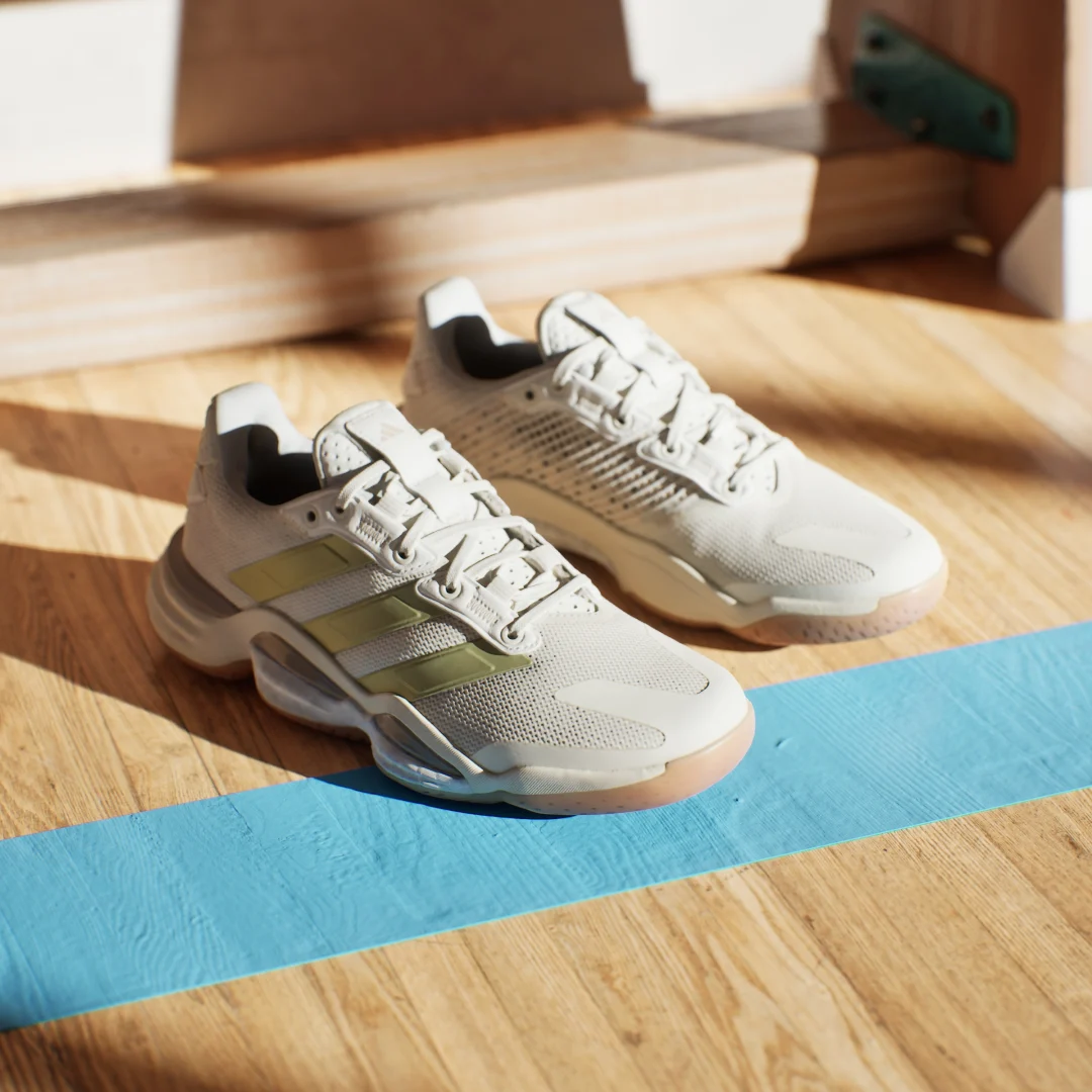 Detalle 2 de Adidas Zapatilla Stabil 16 Indoor — comodidad y soporte para interiores
