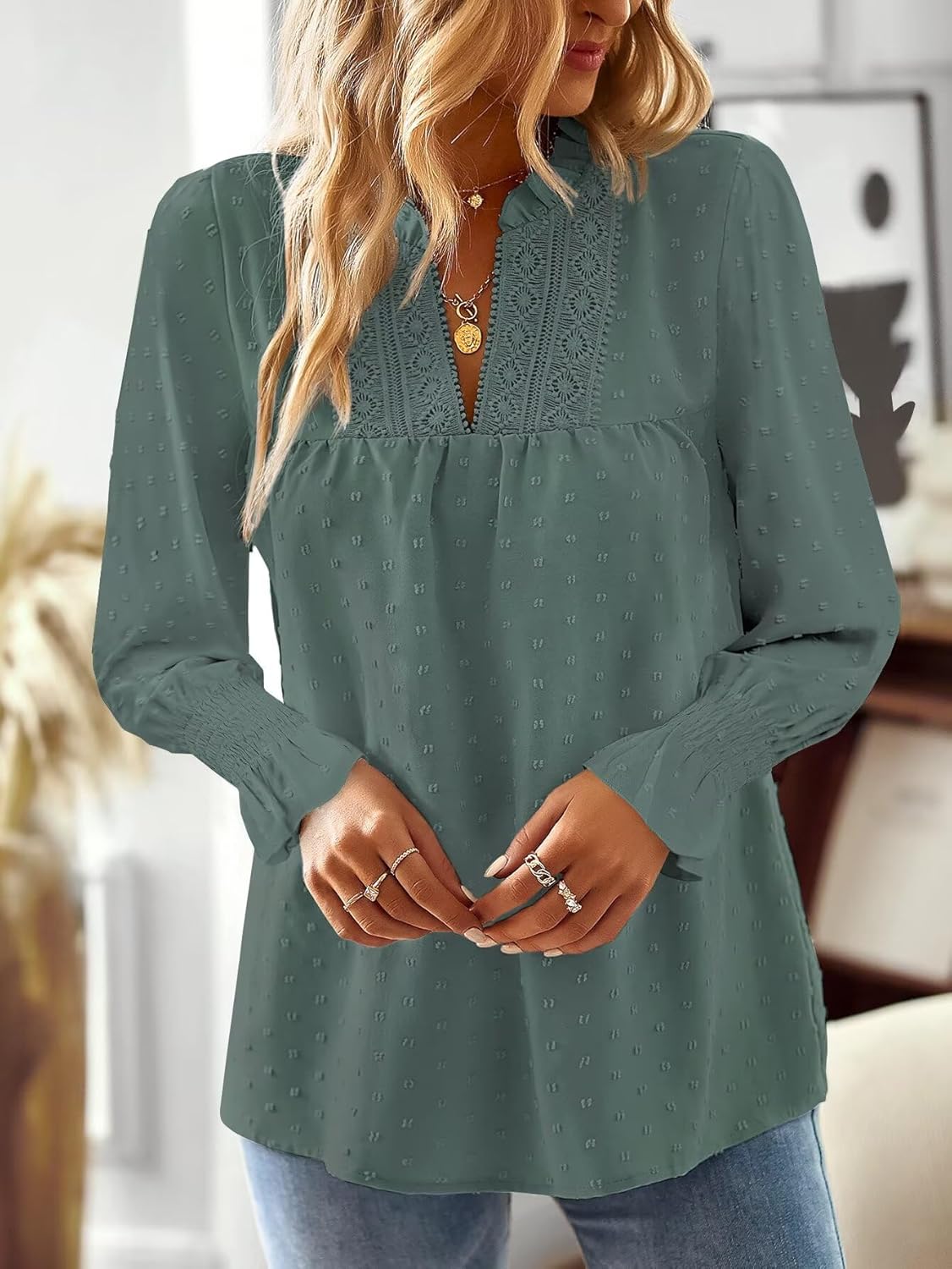 Thumbnail 4 de TUUHAW Damen Langarmshirt mit V-Ausschnitt und Häkelspitze im Boho-Stil