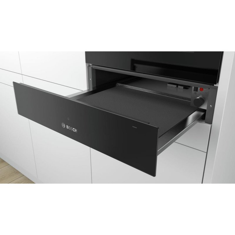 Detalle 1 de Calentador de Cajones Bosch Serie 6 BIC510NB0 23 L 400 W Negro Interior