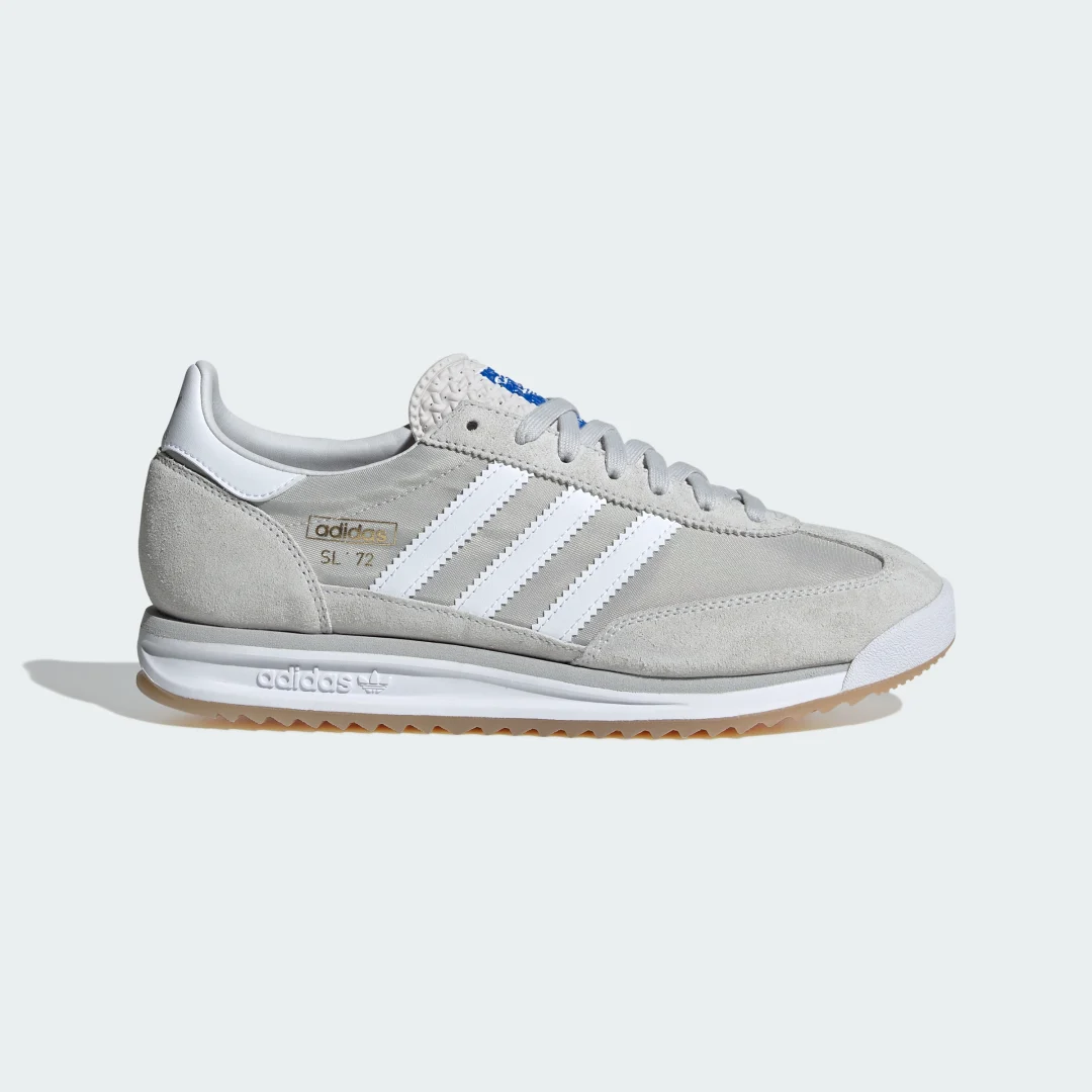 Detalle de Zapatilla SL 72 RS de Adidas en gris – comodidad para el día a día