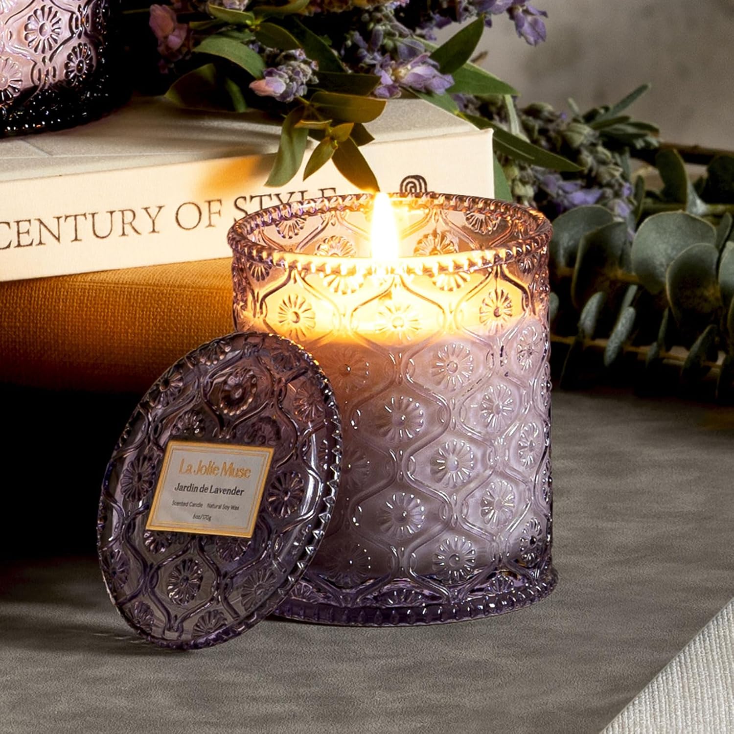 Thumbnail 2 de LA JOLIE MUSE Lavender Lilac Fresh Scented Candle — 6 oz Soy Wax, 40 Hr Burn Time