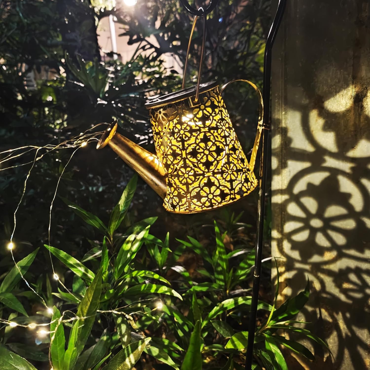 Detalle de Watering Can Light Solar LED Outdoor Clover Shower Light (IP65 Waterproof, bracket included)
