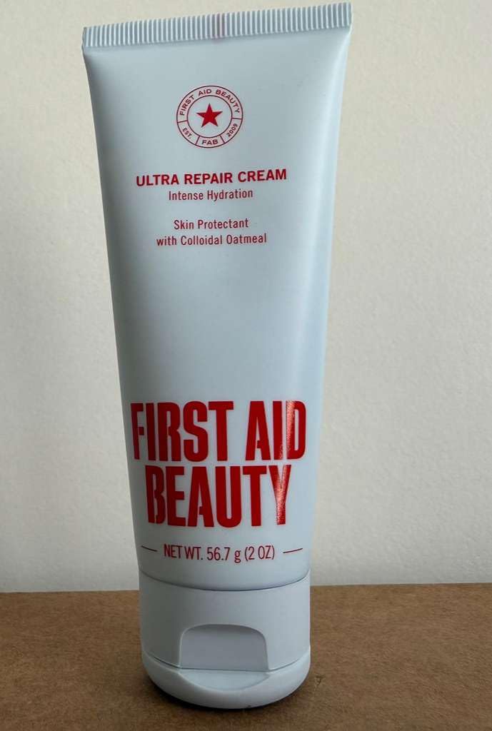 Thumbnail 5 de First Aid Beauty Ultra Repair Cream 2 oz