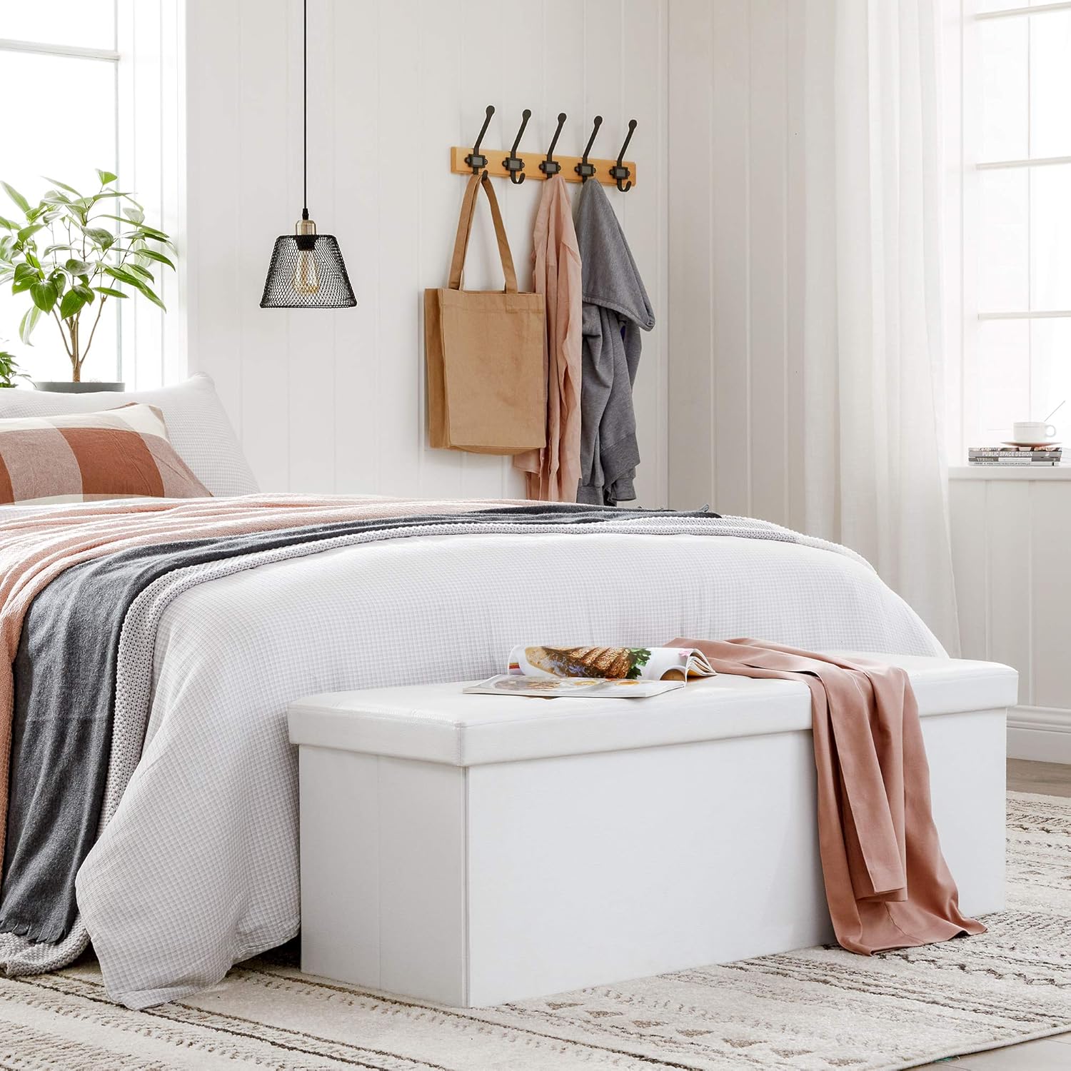 Detalle 2 de SONGMICS LSF702 Cassapanca contenitore 120 L, pouf imbottito bianco