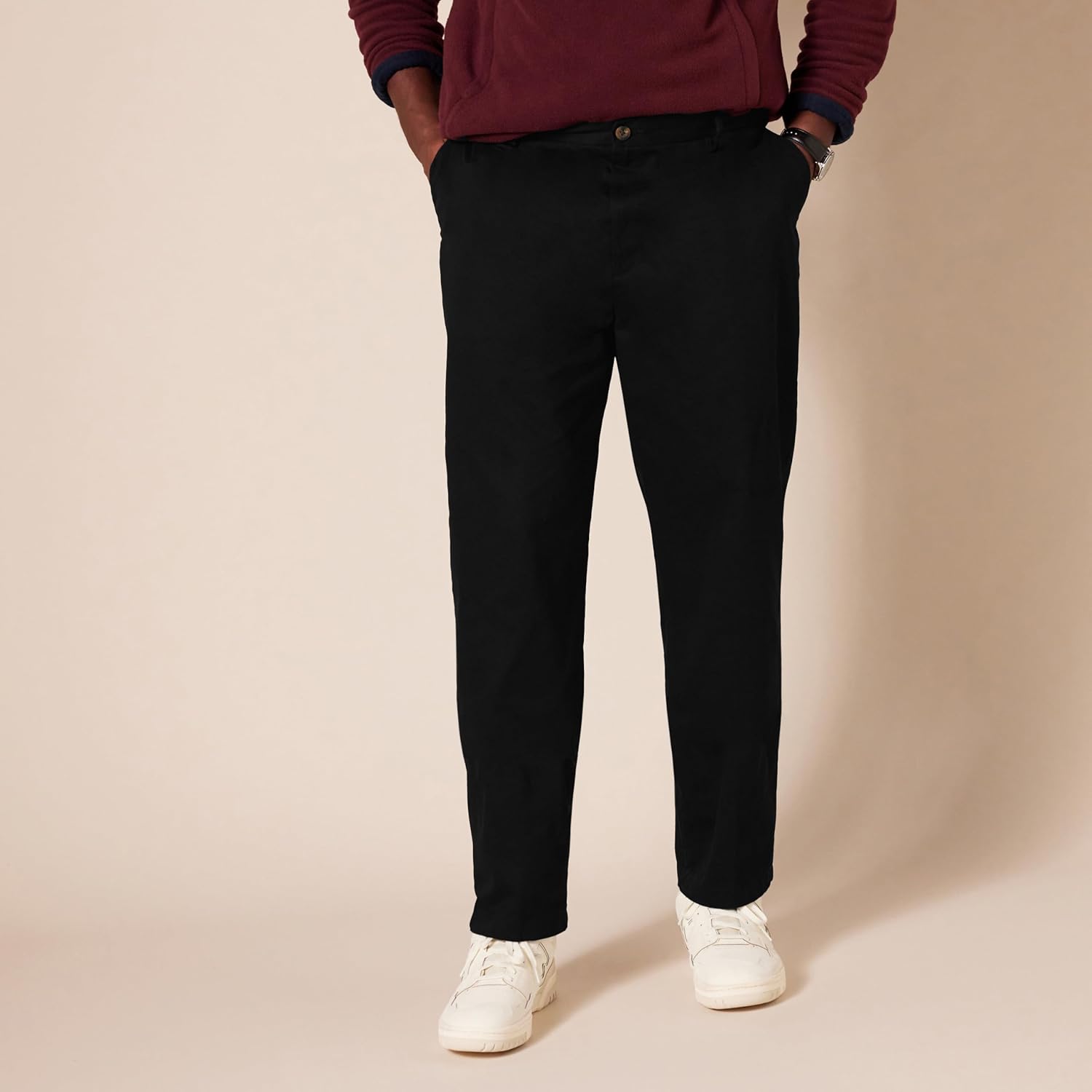 Thumbnail 4 de Amazon Essentials men’s classic-fit wrinkle-resistant flat-front chino trousers (big & tall available)